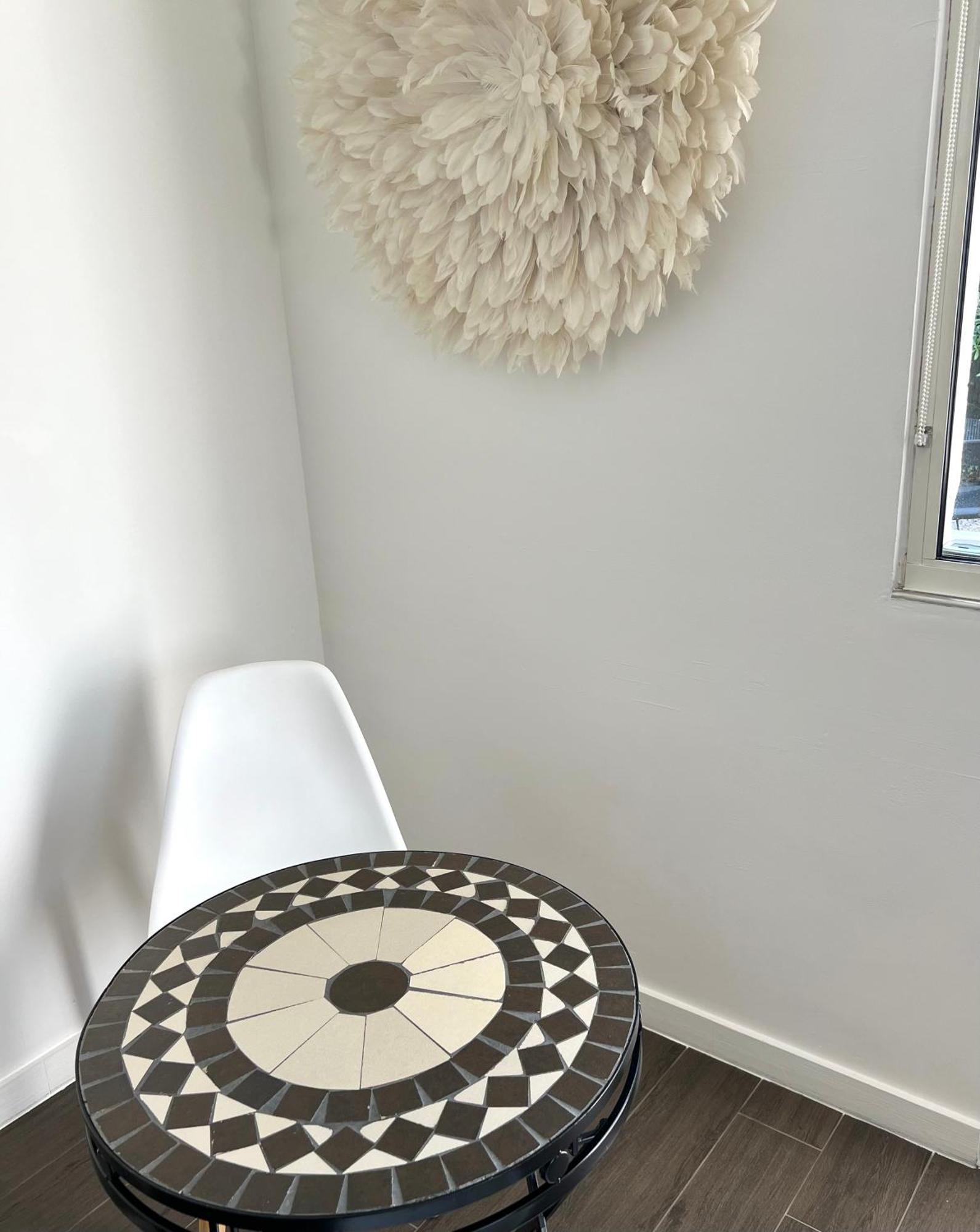 Cosy Studio With Garden And Free Parking - 라투르비 외부 사진